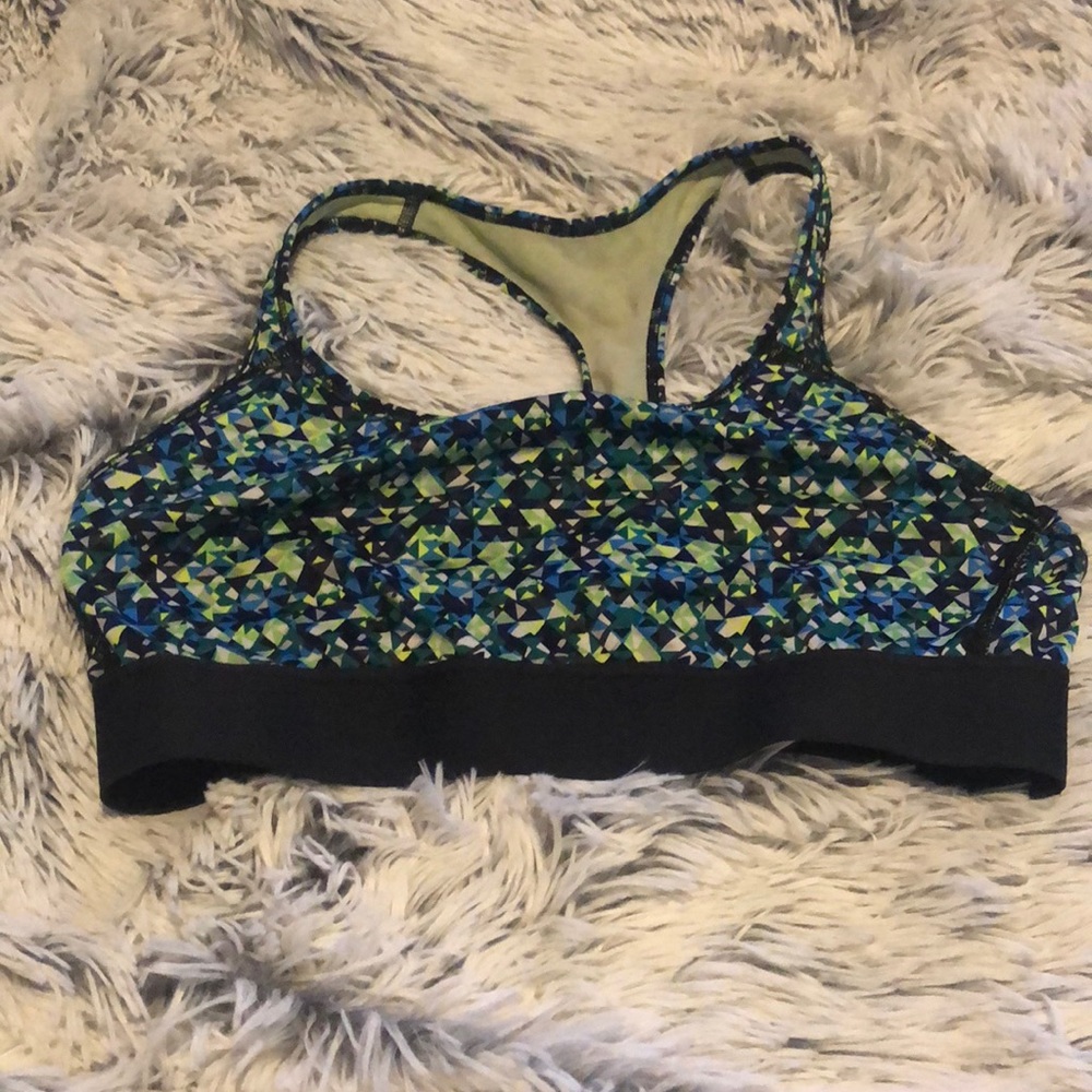 VS sports bra